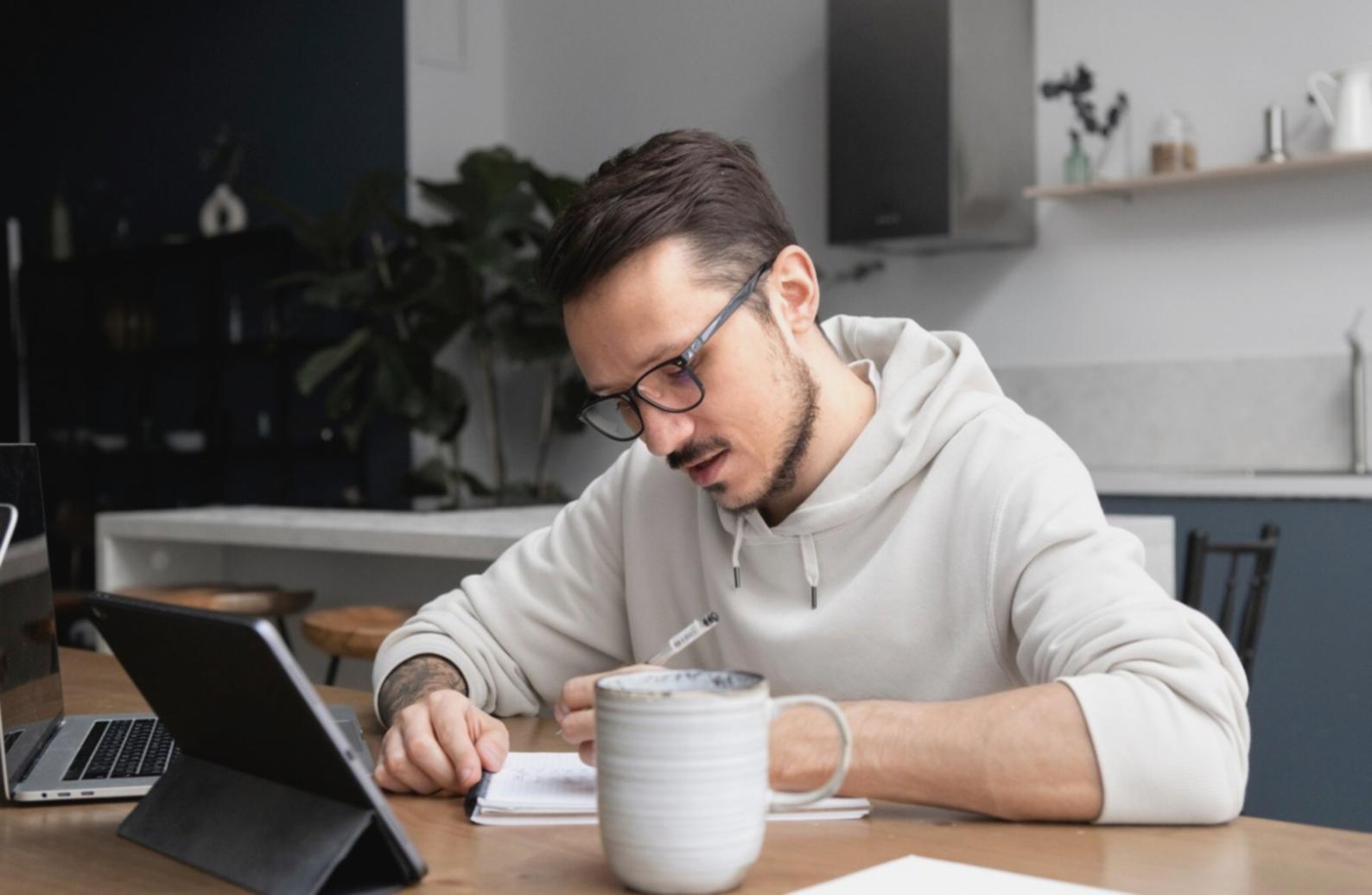 Session de formation en analyse financière avec participants